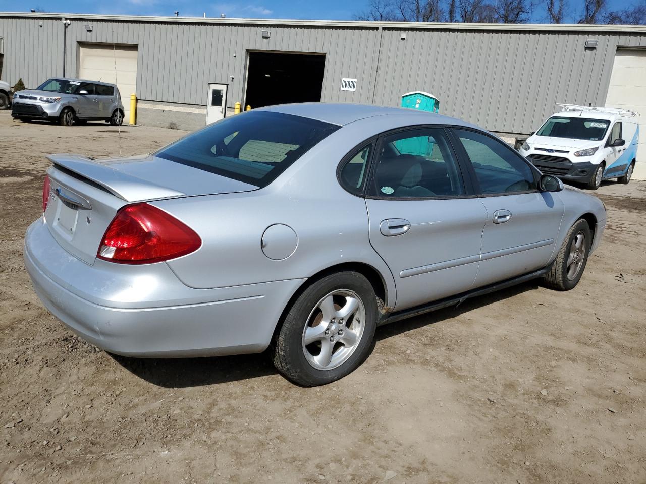 1FAHP53223A145215 2003 Ford Taurus Se