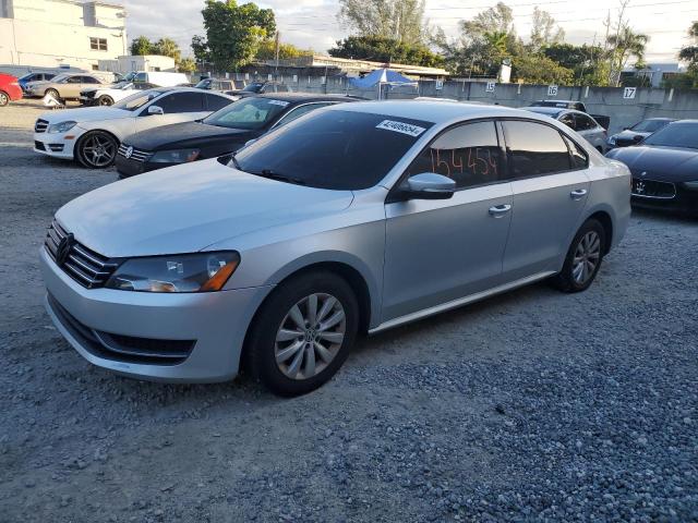 2014 Volkswagen Passat S