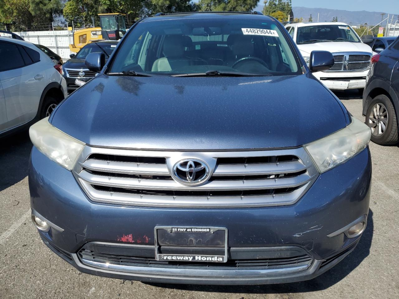 5TDZK3EH1CS076636 2012 Toyota Highlander Base