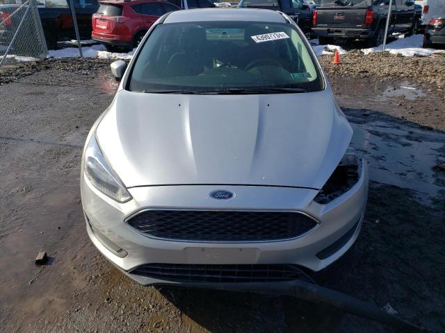 2018 Ford Focus Se VIN: 1FADP3F25JL264585 Lot: 43907734