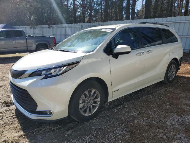 2021 TOYOTA SIENNA XLE 5TDJRKEC6MS012262