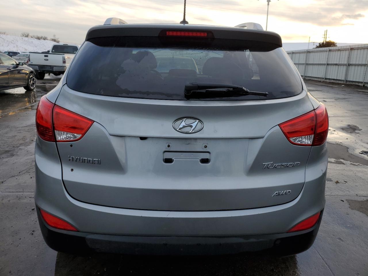 KM8JUCAC7AU022277 2010 Hyundai Tucson Gls