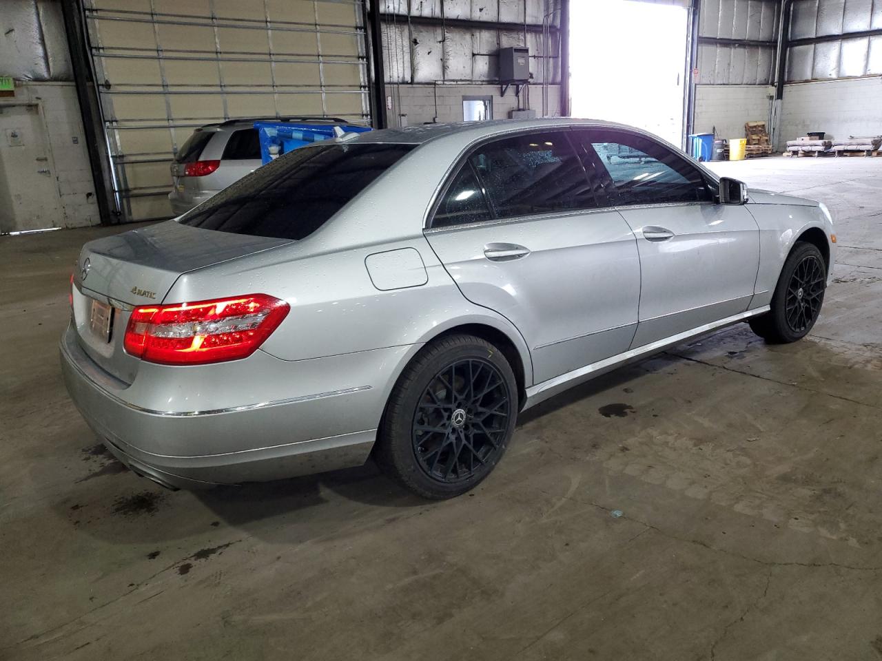 WDDHF9AB3BA412356 2011 Mercedes-Benz E 550 4Matic