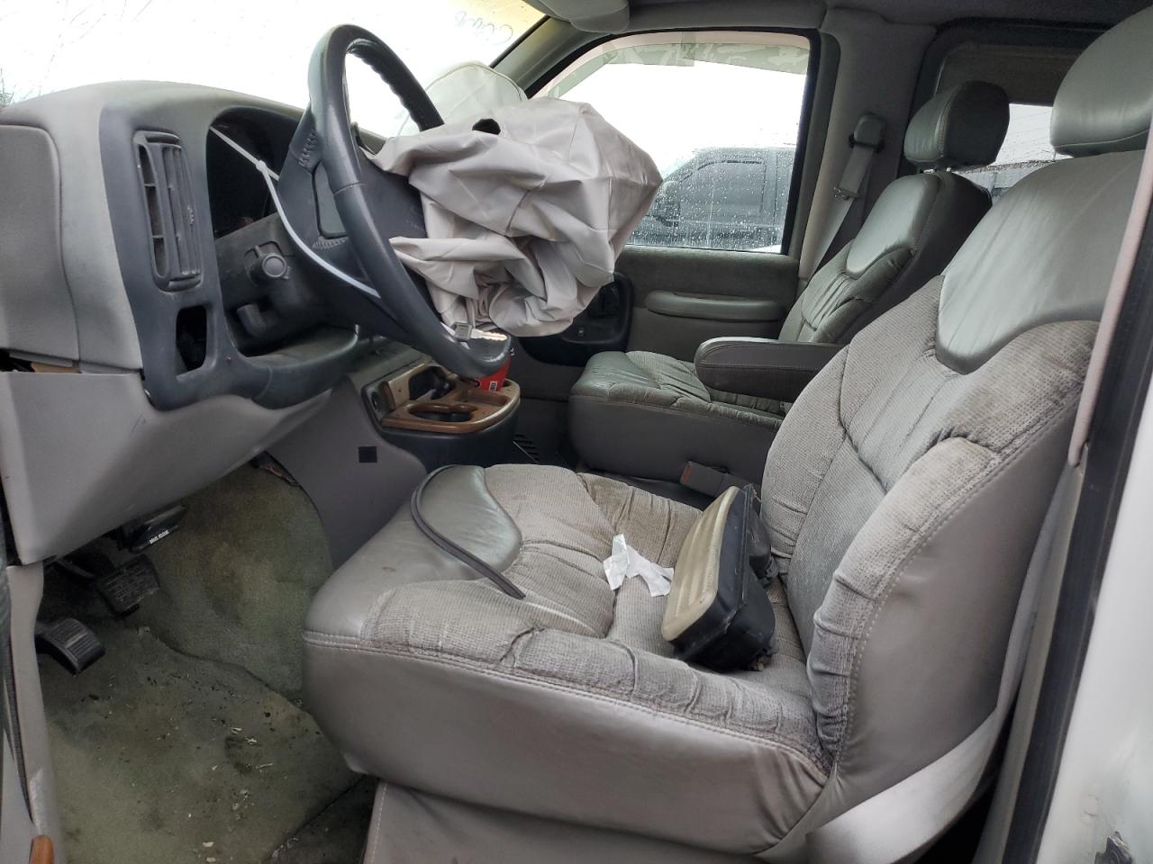 1GBFG15R5V1015375 1997 Chevrolet Express G1500