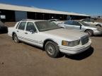 LINCOLN TOWN CAR S photo