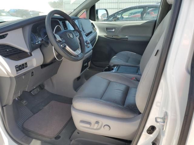 2016 TOYOTA SIENNA XLE 5TDYK3DC7GS764485