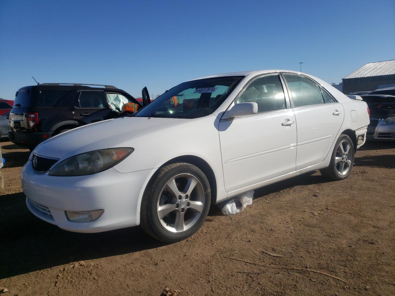 JTDBA32K050025011 2005 Toyota Camry Se