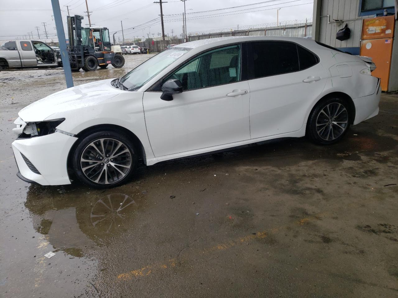 2019 Toyota Camry L vin: 4T1B11HK3KU273054