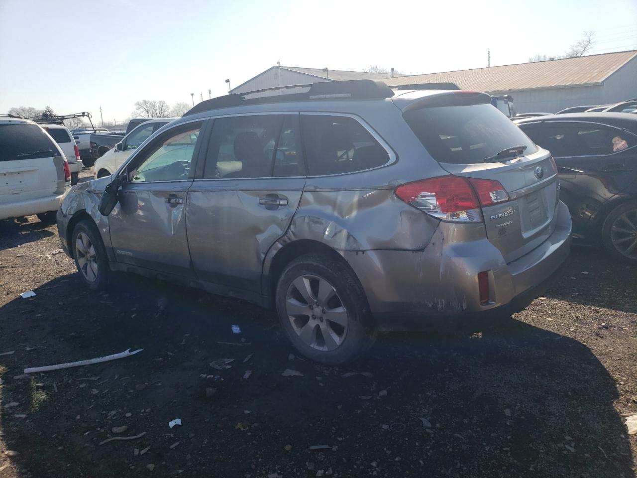 4S4BRCCC9B3406376 2011 Subaru Outback 2.5I Premium