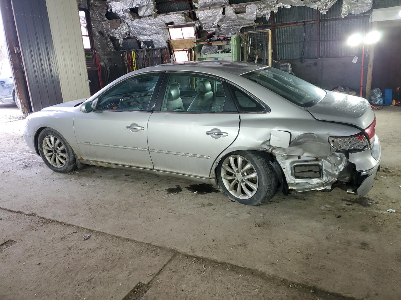 KMHFC46F56A127863 2006 Hyundai Azera Se