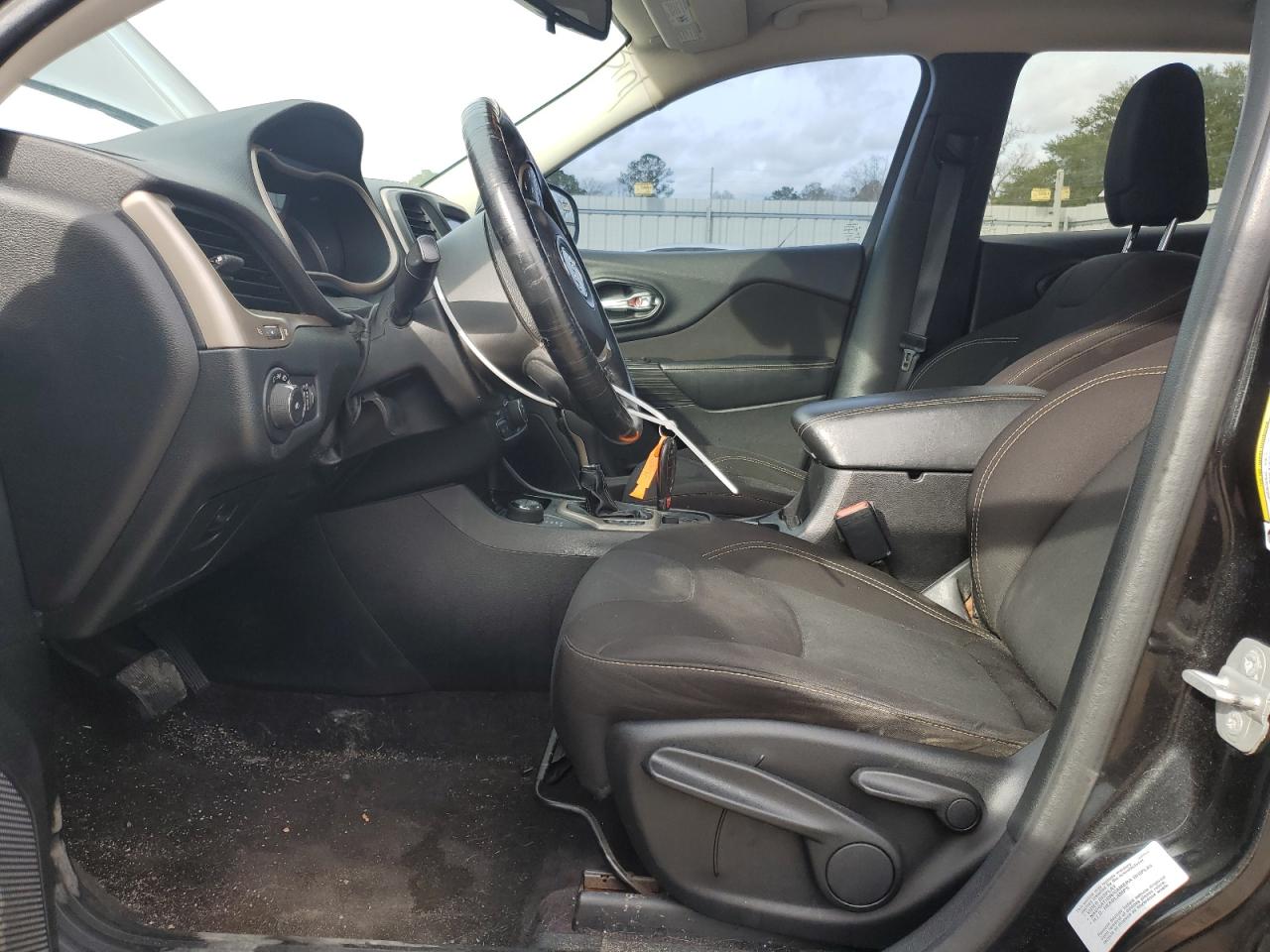 1C4PJMCS5GW183712 2016 Jeep Cherokee Latitude