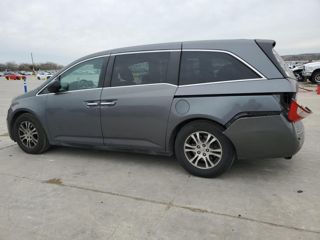 5FNRL5H63CB018261 2012 Honda Odyssey Exl