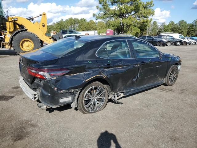 VIN 4T1G11AK7MU517226 2021 Toyota Camry, SE no.3