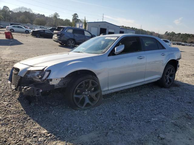 Lot #2392397952 2023 CHRYSLER 300 TOURIN salvage car