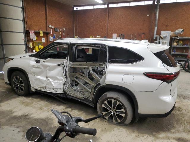 VIN 5TDGZRBH0MS099045 2021 Toyota Highlander, Xle no.2