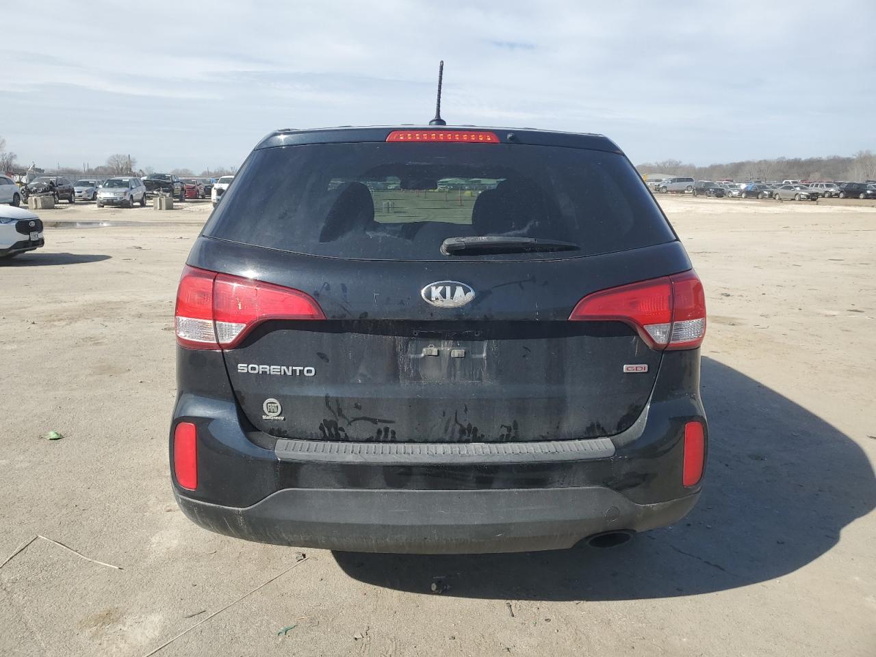 2014 Kia Sorento Lx vin: 5XYKT3A68EG522428