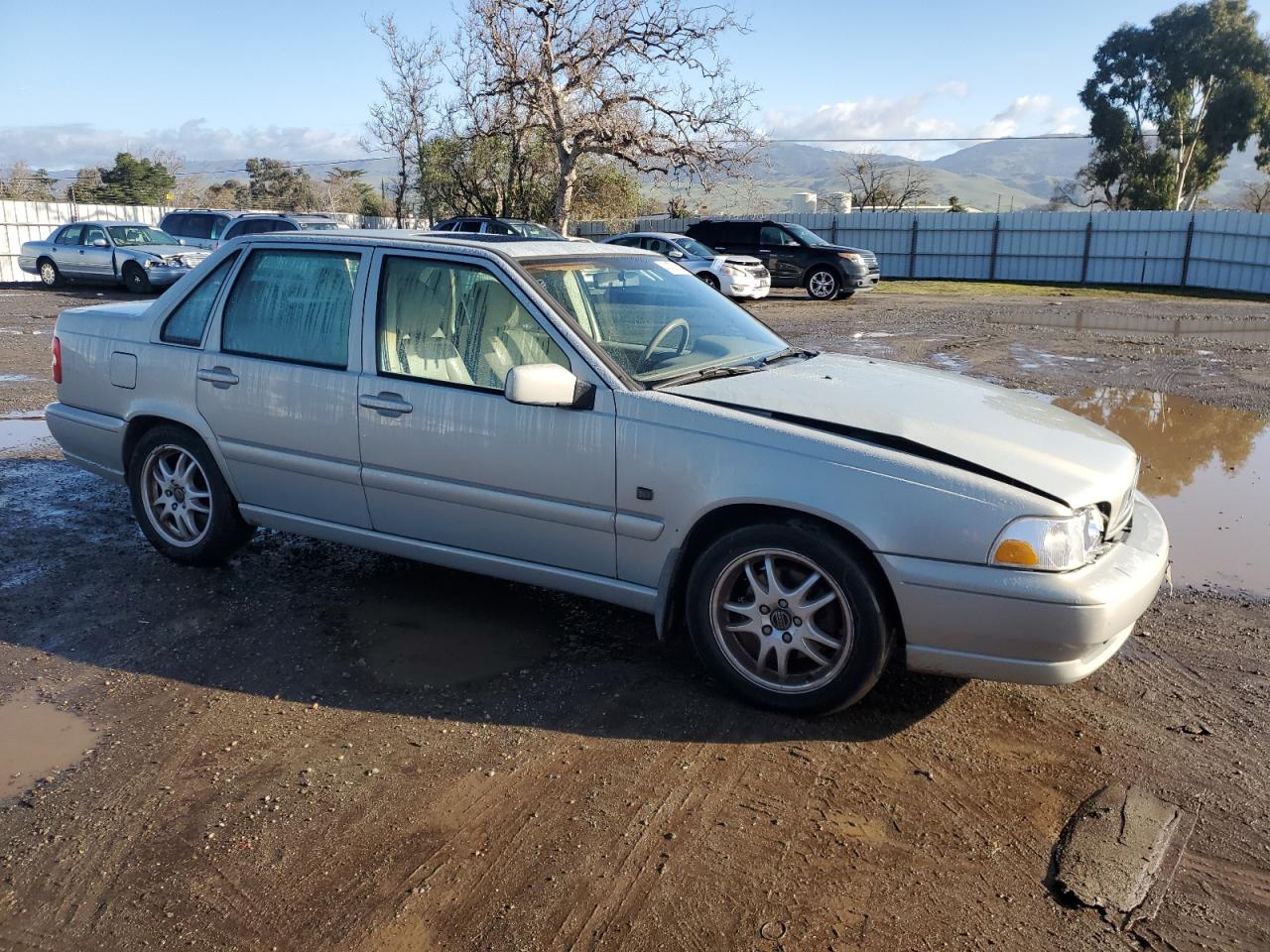 YV1LS56D4Y2661250 2000 Volvo S70 Glt