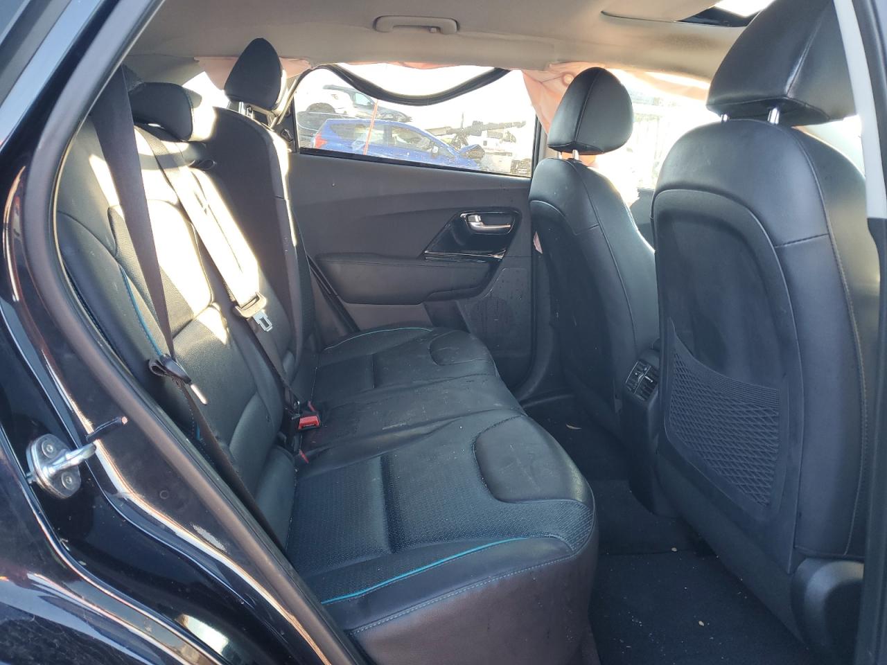 KNDCE3LG2N5150288 2022 Kia Niro Ex Premium