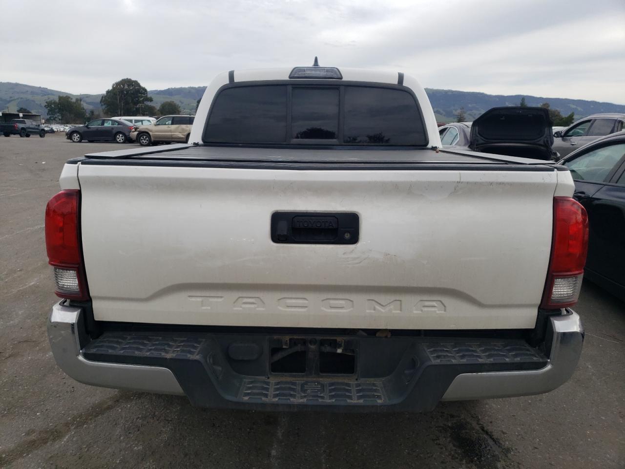 5TFAX5GN6KX147190 2019 Toyota Tacoma Double Cab