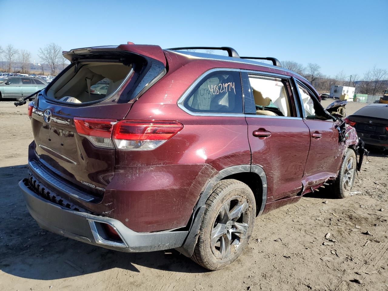 2019 Toyota Highlander Limited vin: 5TDDZRFH9KS919150