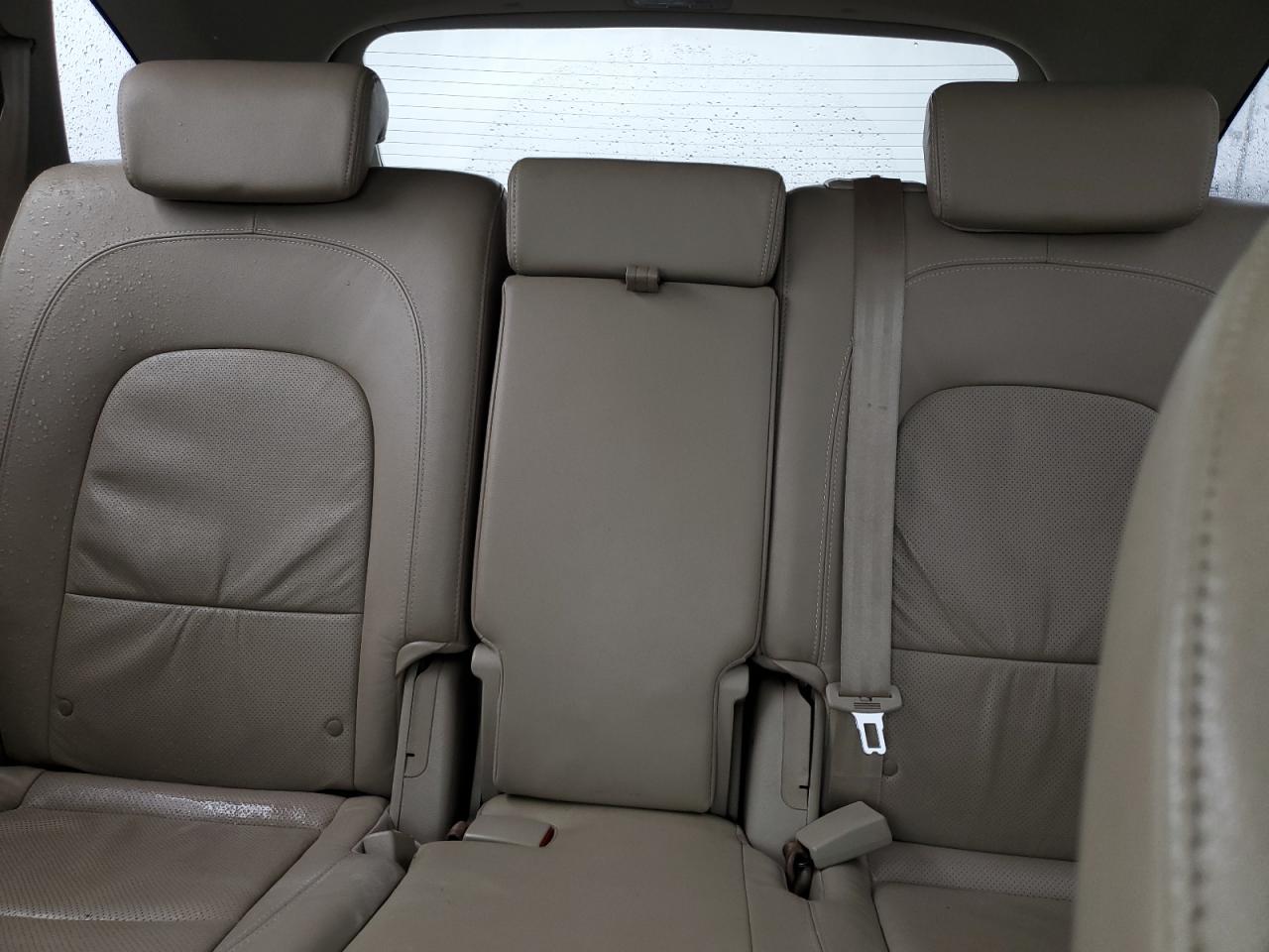 KM8NUDCC1AU109046 2010 Hyundai Veracruz Gls