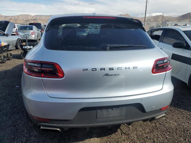 VIN WP1AA2A57HLB01973 2017 Porsche Macan no.6