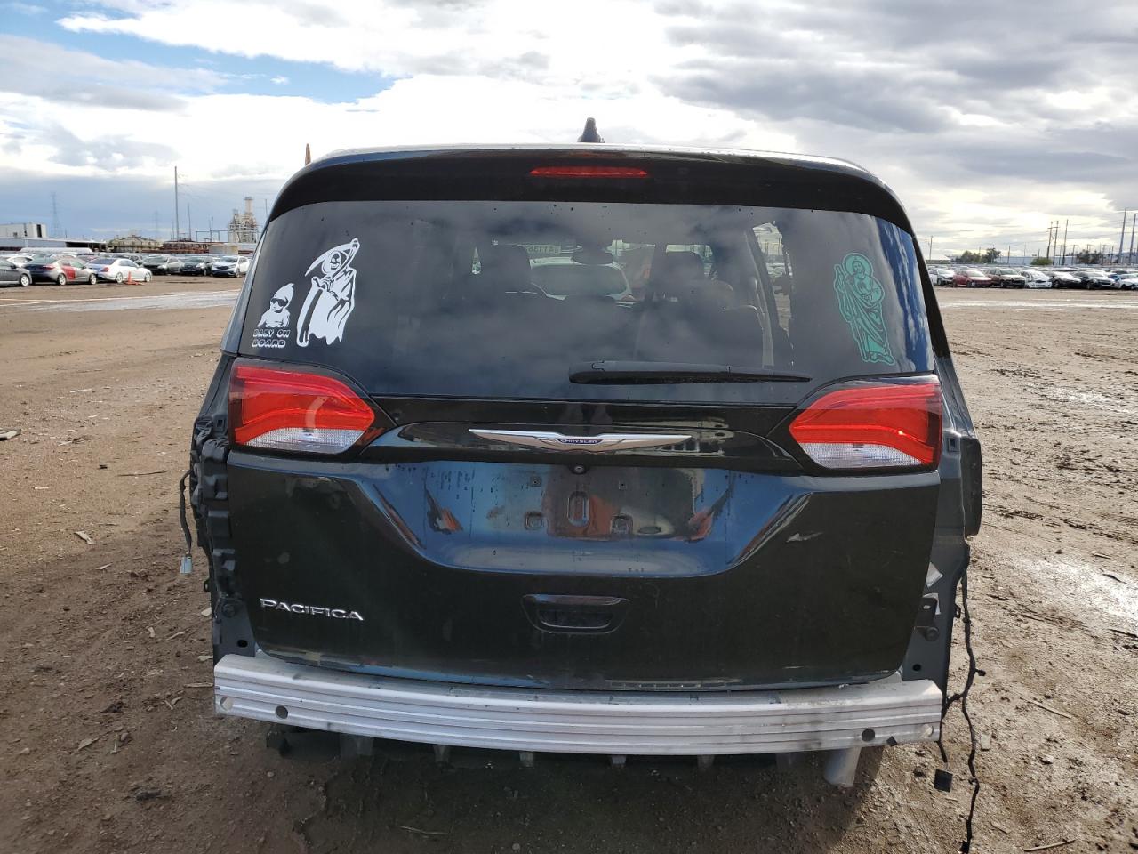 2C4RC1DG5HR747803 2017 Chrysler Pacifica Touring