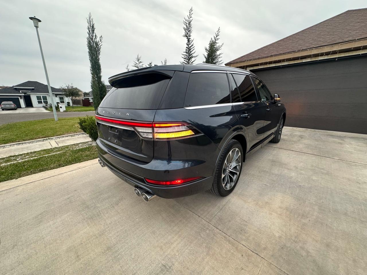 2023 Lincoln Aviator Grand Touring vin: 5LMYJ8XY7PNL00439