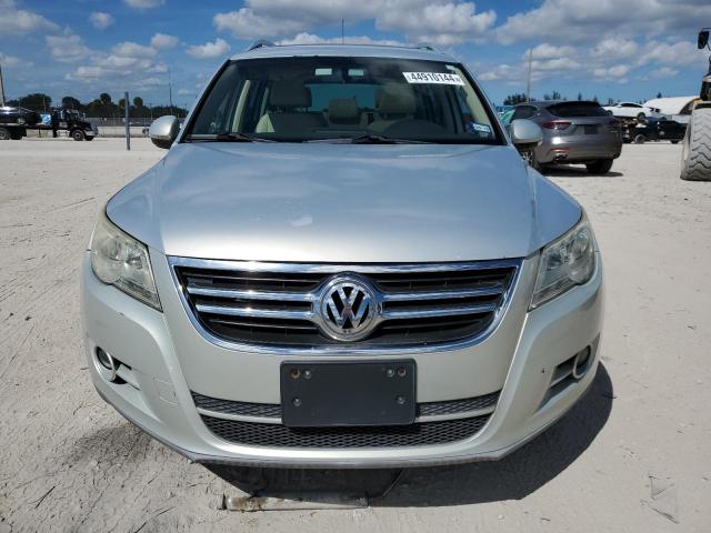 2010 Volkswagen Tiguan S VIN: WVGAV7AX9AW529502 Lot: 44910144