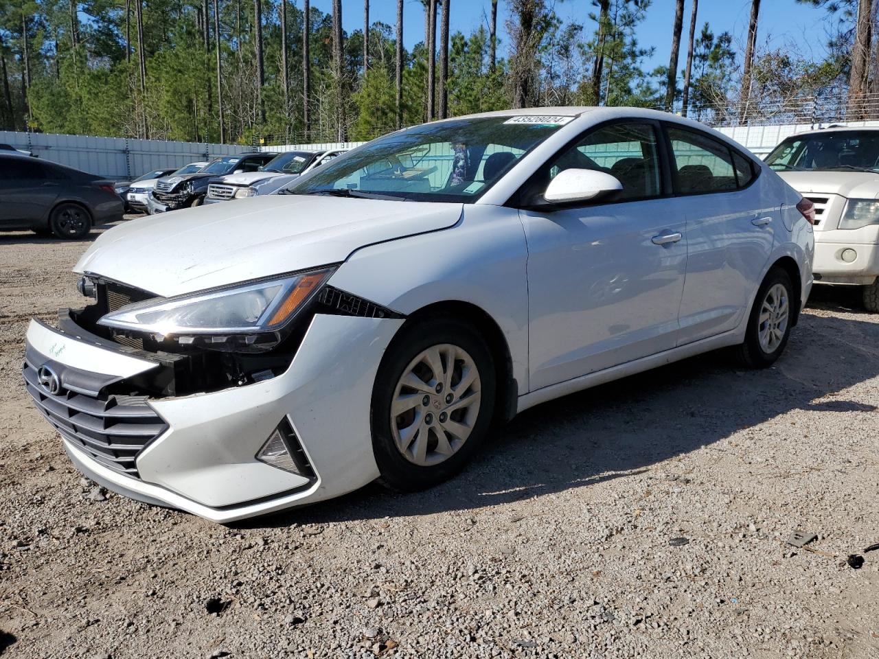 2019 Hyundai Elantra Se vin: 5NPD74LFXKH433495