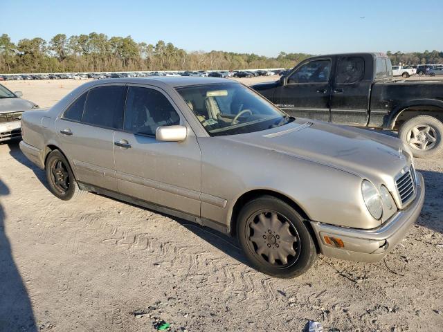 1999 Mercedes-Benz E 320 VIN: WDBJF65HXXA902162 Lot: 44339884