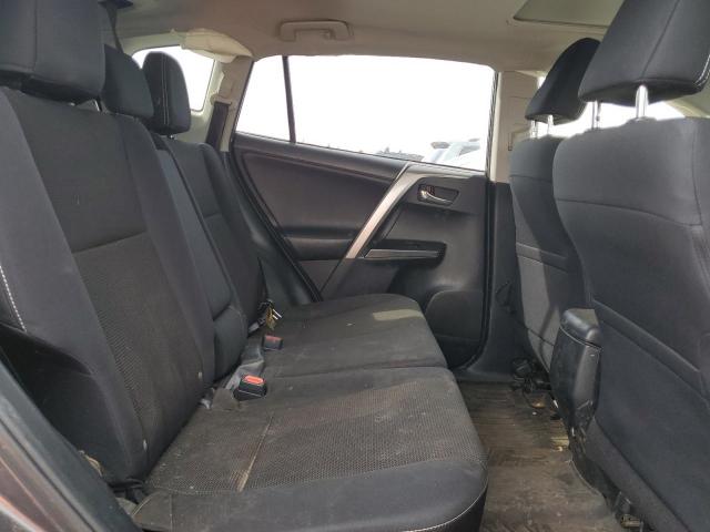 2017 TOYOTA RAV4 XLE JTMRFREV0HJ131062