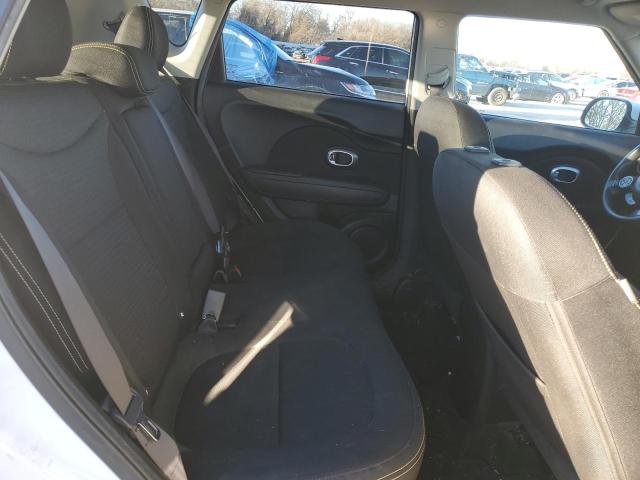 2016 KIA SOUL + KNDJP3A5XG7395866