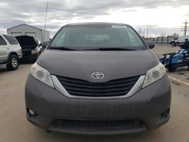 2013 Toyota Sienna Le VIN: 5TDKK3DC9DS300485 Lot: 44562694