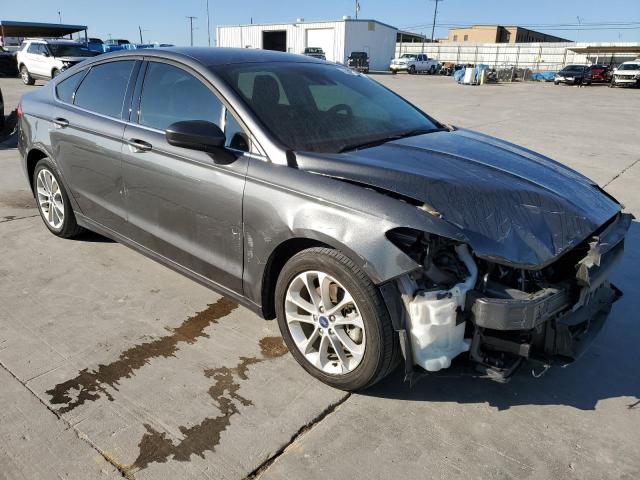 3FA6P0LU8LR156558 Ford Fusion SE 4