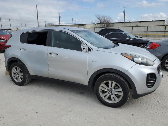 VIN 1G1ZD5ST1NF151118 2017 KIA SPORTAGE no.4