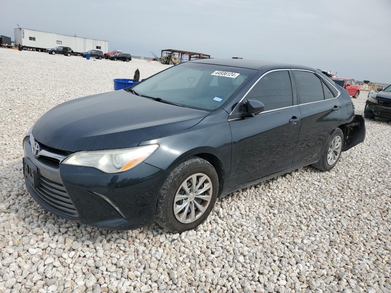 2016 Toyota Camry Le vin: 4T4BF1FKXGR548226