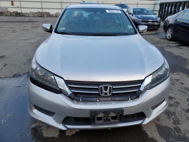 VIN WBA4W5C5XJAA49920 2013 HONDA ACCORD no.5