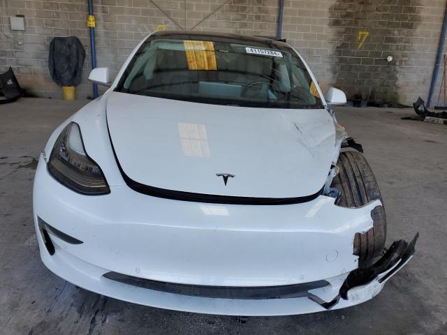 2018 Tesla Model 3 VIN: 5YJ3E1EA5JF041040 Lot: 41157284