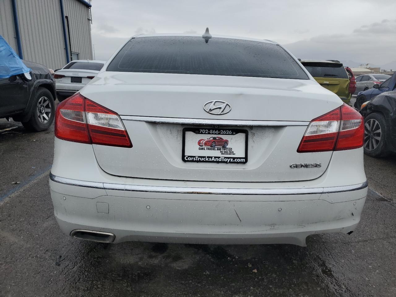 KMHGC4DD6CU190261 2012 Hyundai Genesis 3.8L