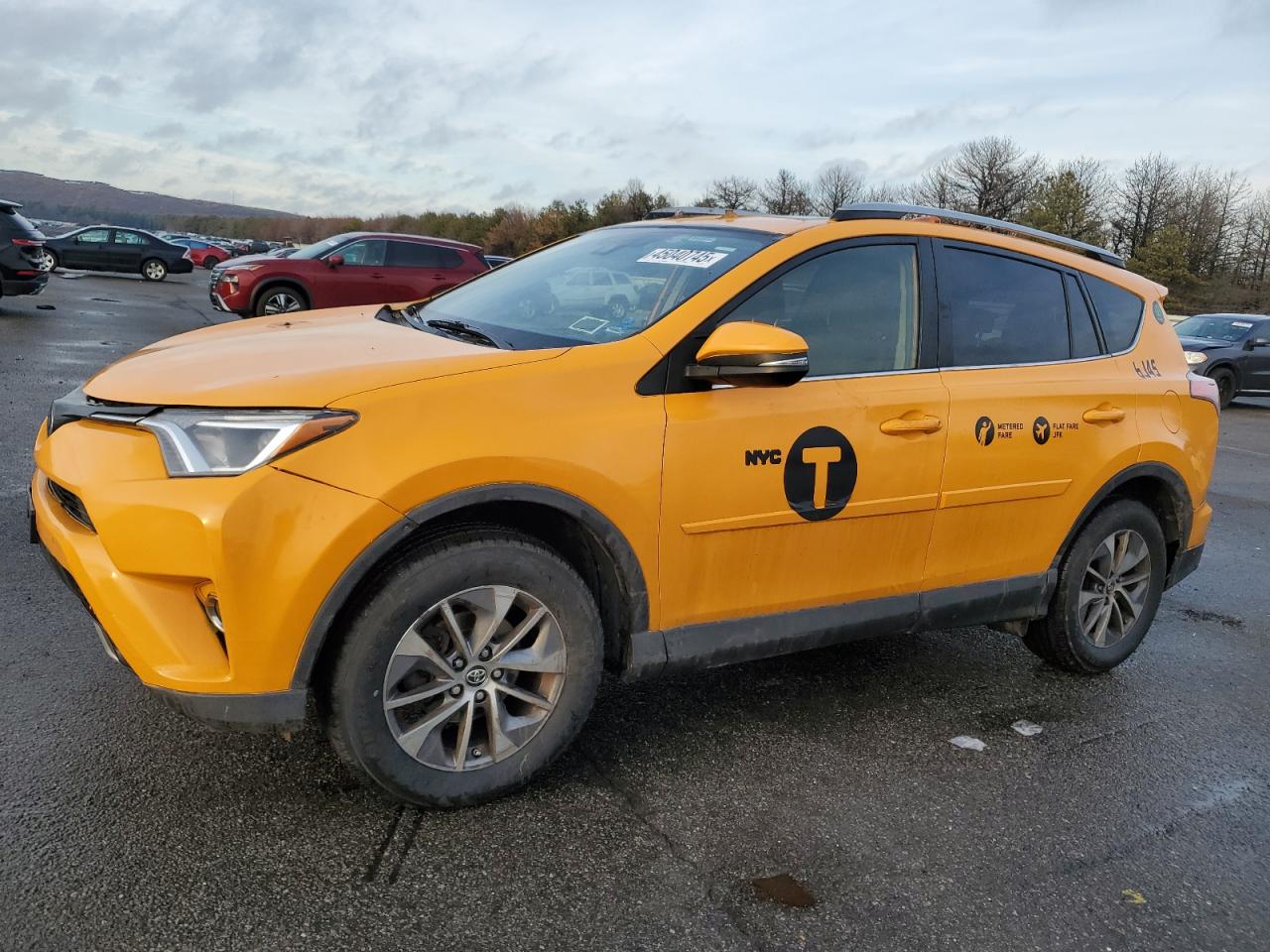 TOYOTA RAV4 LE