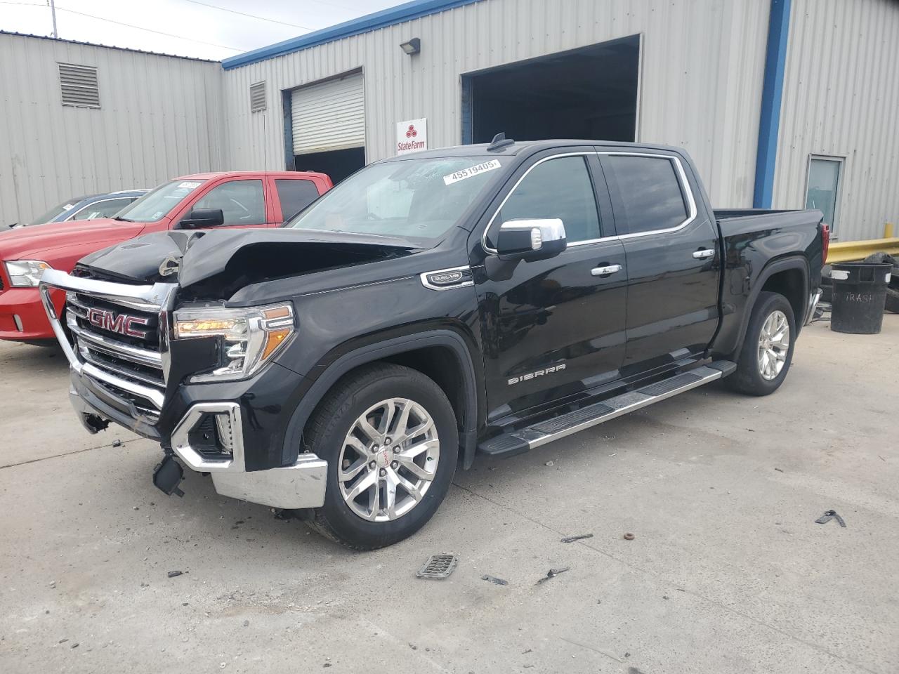 GMC SIERRA C1500 SLT