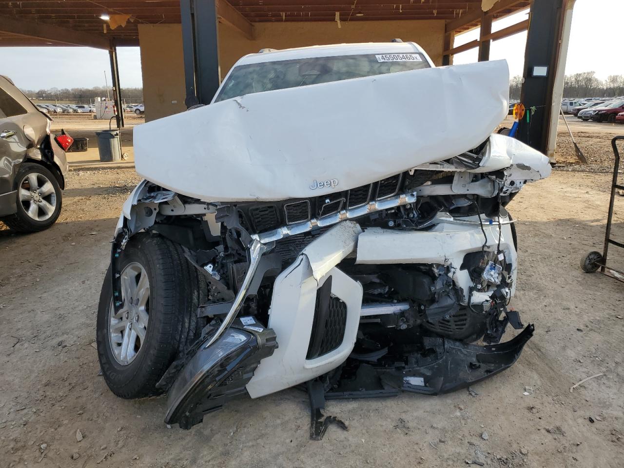 JEEP GRAND CHEROKEE LAREDO