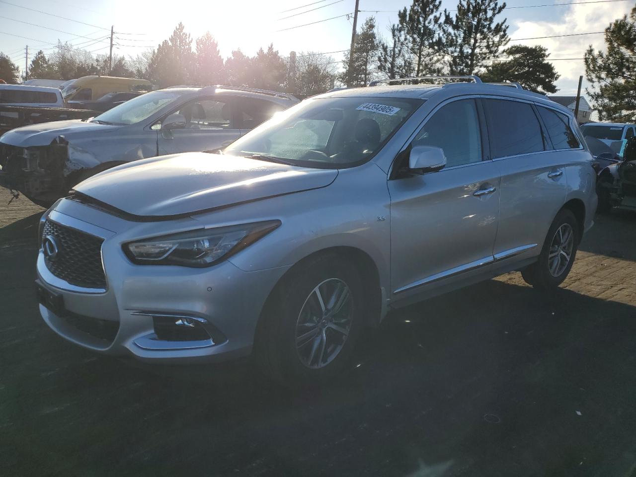 5N1DL0MM2KC563232 INFINITI QX60 LUXE 2019