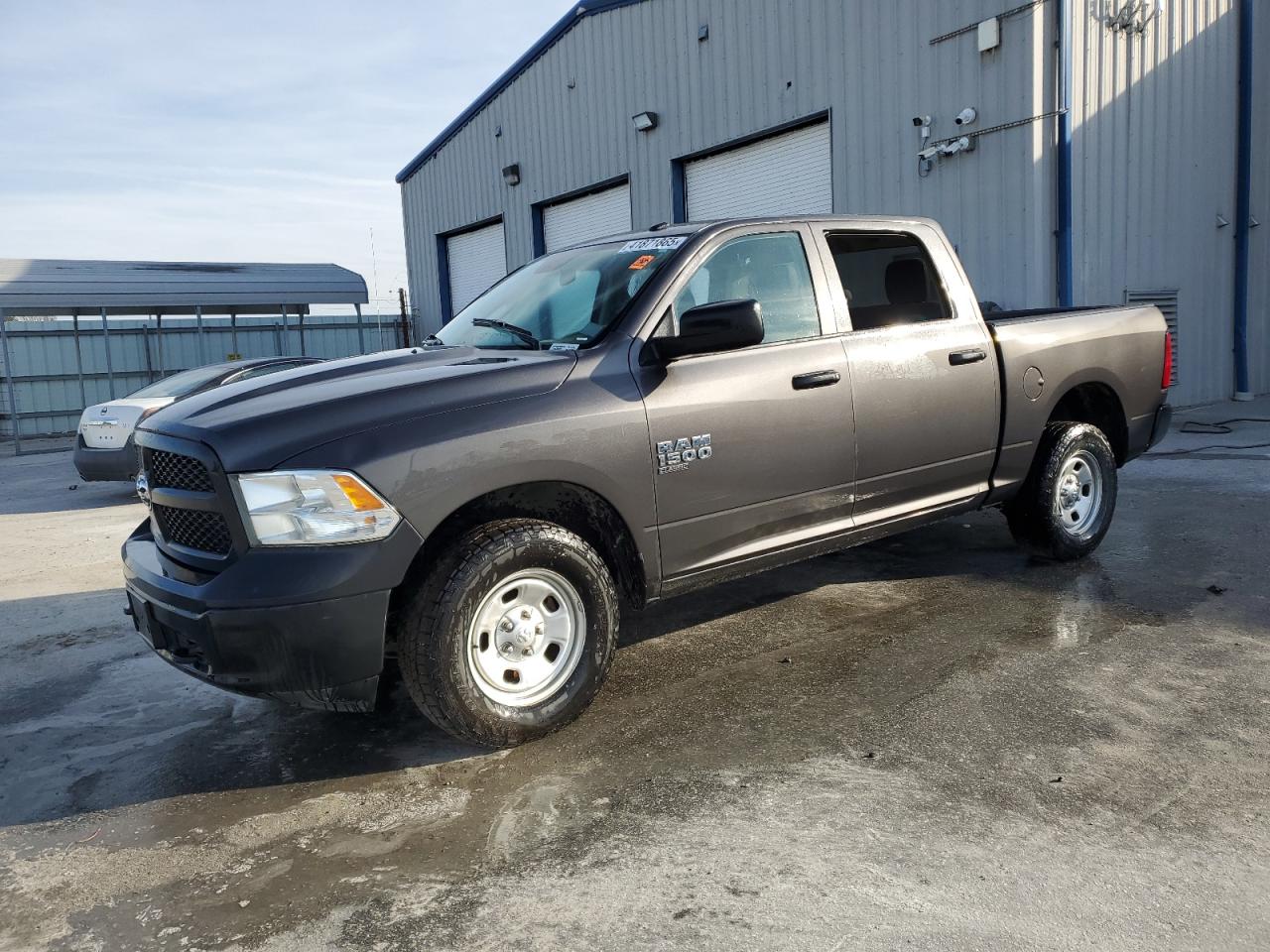 RAM 1500 TRADESMAN