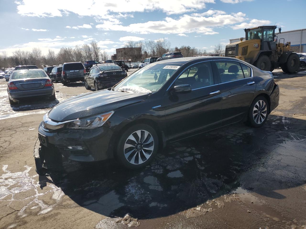 JHMCR6F31HC003098 HONDA ACCORD HYB 2017