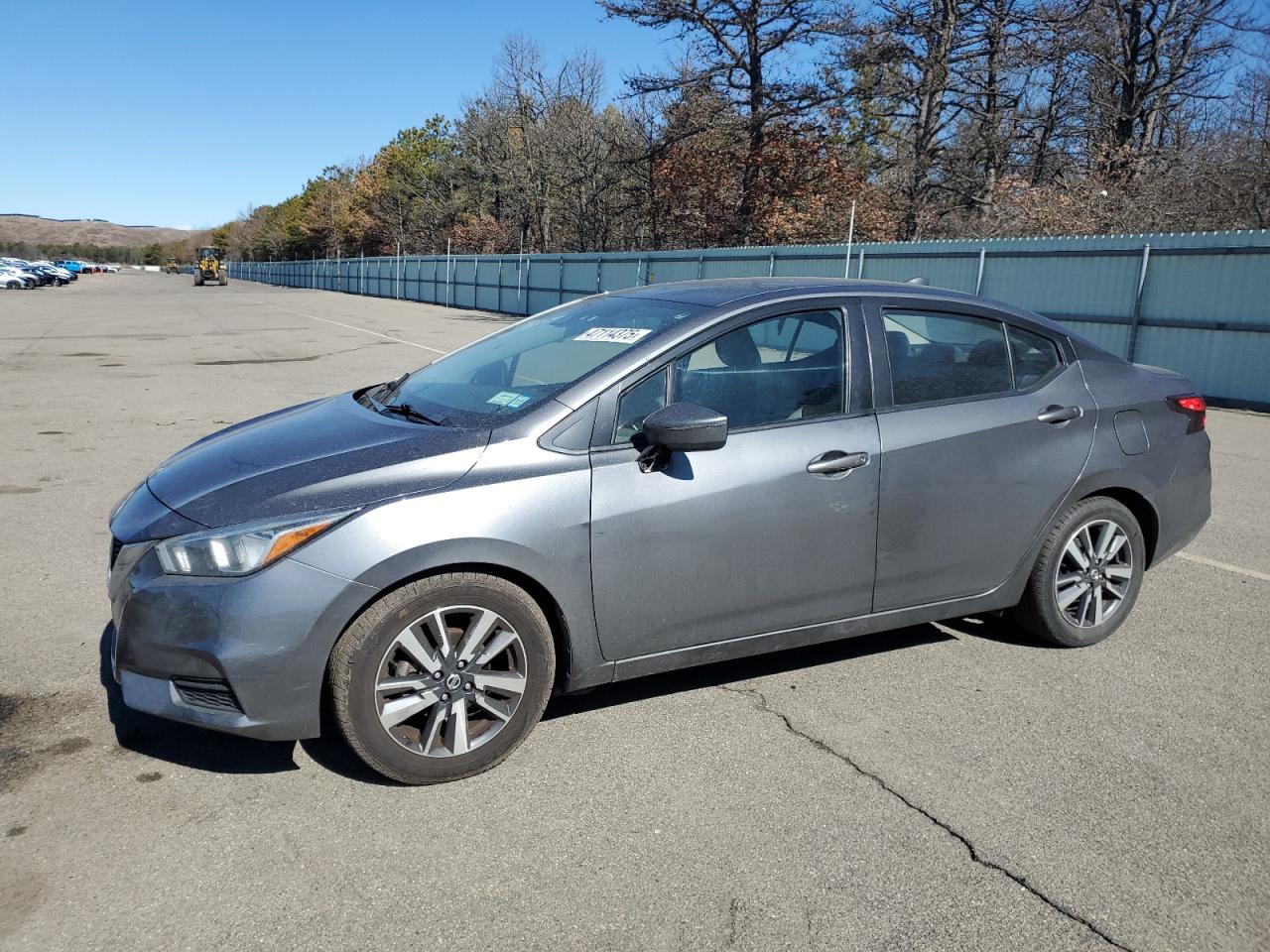 NISSAN VERSA SV