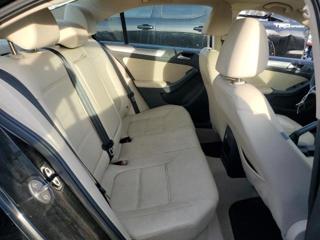 2015 VOLKSWAGEN JETTA SE - 3VWD17AJ4FM349793