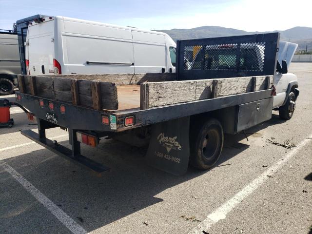 CHEVROLET SILVERADO 2006 white  gas 1GBJC34U56E149594 photo #4