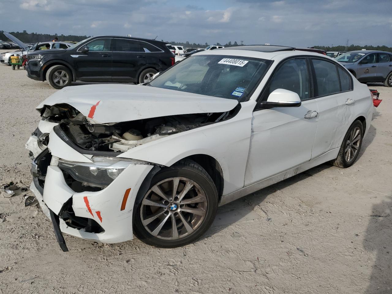 WBA8E1G35HNU16356 BMW 320 I 2017